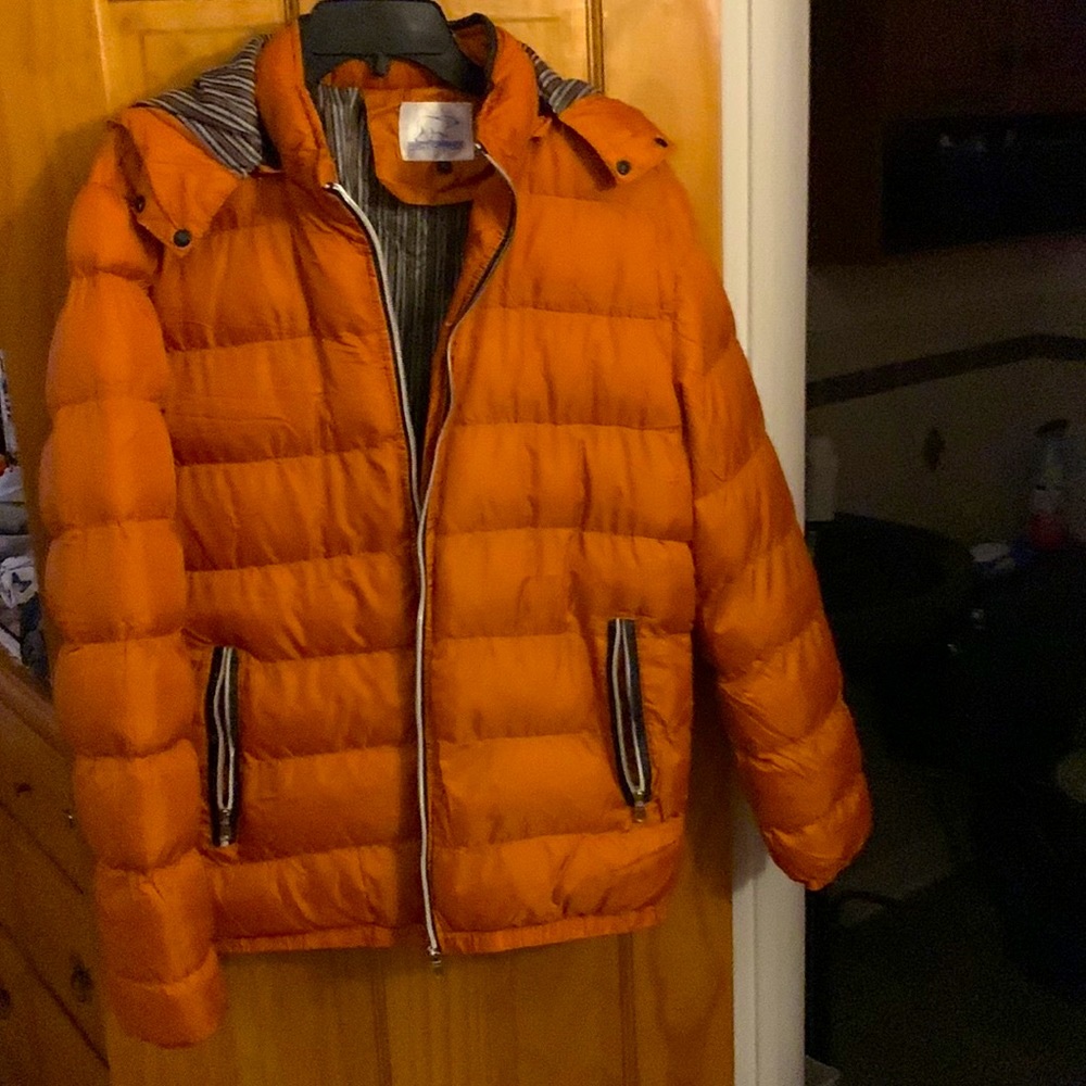 Men’s ArcticParka brand puffer jacket, size L